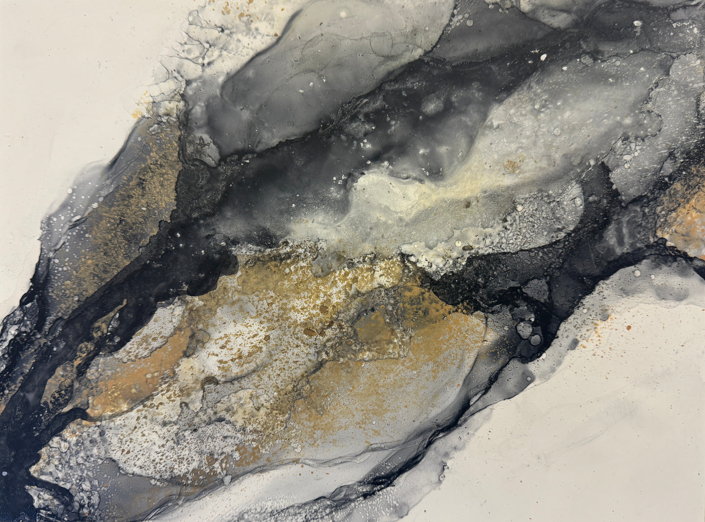 Silver & Gold Flow